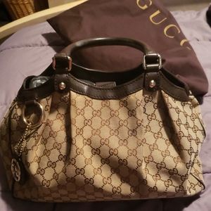 Gucci Medium Sukey Bag w Dust bag